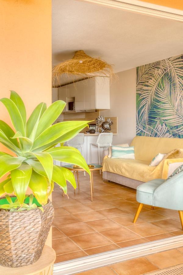 Bel Appartement Classe 3 Etoiles Борм-ле-Мимоза Екстериор снимка